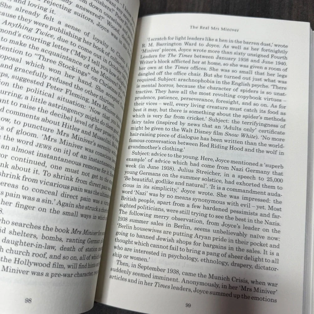 The Real Mrs Miniver Biography Ysenda‎ Maxtone Graham Book History